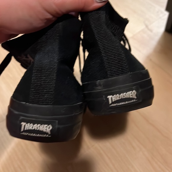 Huf x Thrasher Classic Hi Skate Shoe - Picture 4 of 7